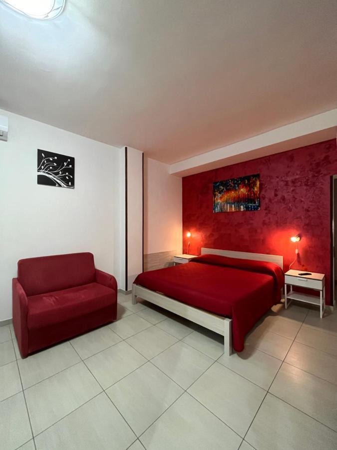 Apartment Monolocale Rosso - A Casa Di Ludovica E Martina